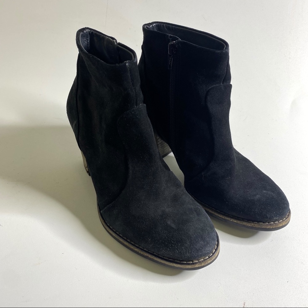 Paul Green Black Suede Zipper Stacked Heel Booties